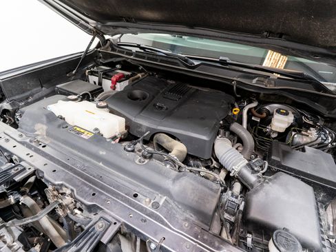 Used 2024 Toyota Tundra SR5 w/ SR5 Premium Package image 32