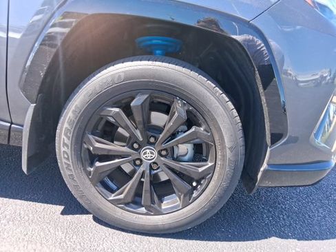 Used 2022 Toyota RAV4 XSE w/ XSE Grade Weather Package AWD/4WD image 5