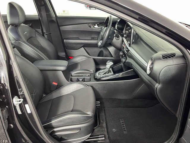 Used 2022 Kia Forte GT-Line w/ GT-Line Premium Package FWD image 30