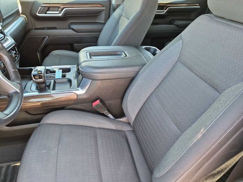 Used 2022 Chevrolet Silverado 1500 RST AWD/4WD image 12