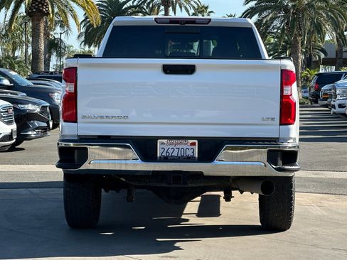 Used 2021 Chevrolet Silverado 2500 LTZ w/ LTZ Convenience Package image 5
