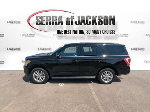 Used 2020 Ford Expedition XLT w/ Equipment Group 202A RWD image 5