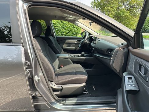 Certified 2023 Nissan Rogue S image 22