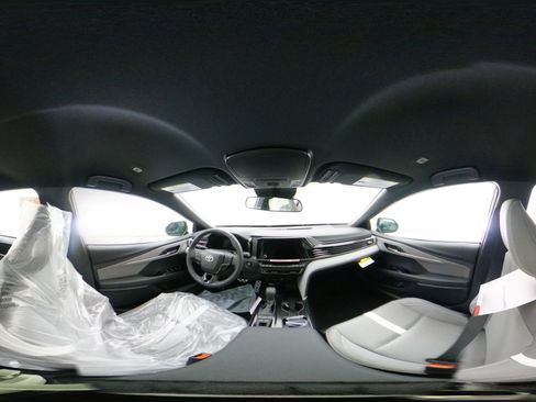 New 2026 Toyota Camry SE image 33