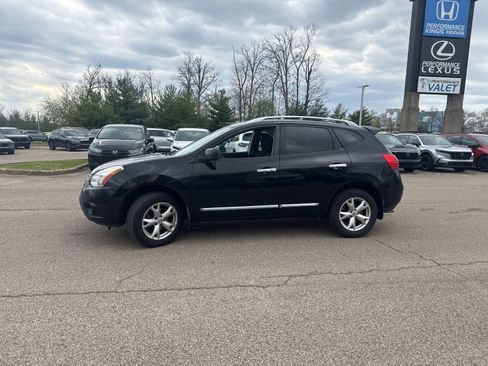 Used 2011 Nissan Rogue SV image 4