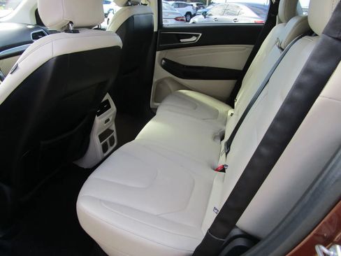 Used 2017 Ford Edge Titanium w/ Equipment Group 302A AWD/4WD image 12