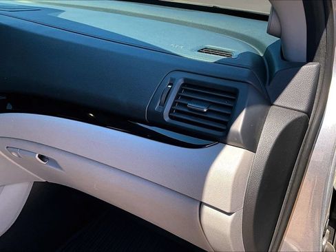 Used 2017 Honda Pilot Elite image 15