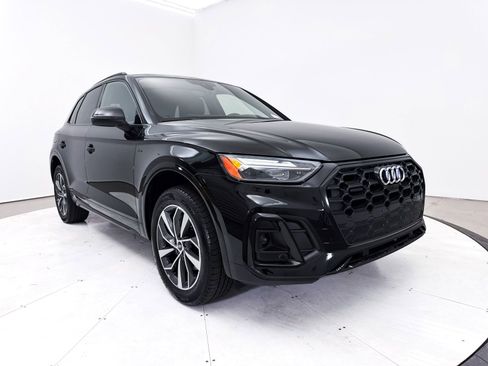Used 2023 Audi Q5 2.0T Premium Plus w/ Premium Plus Package AWD/4WD image 14