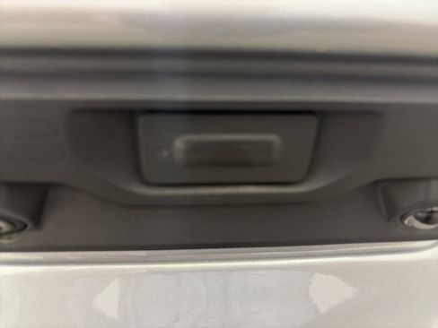 Used 2025 Chevrolet Silverado 1500 LT image 27