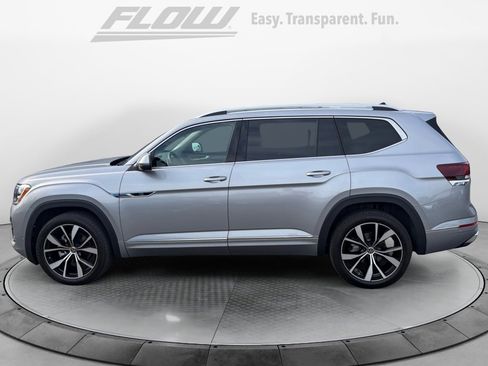 Used 2025 Volkswagen Atlas SEL Premium R-Line AWD/4WD image 4