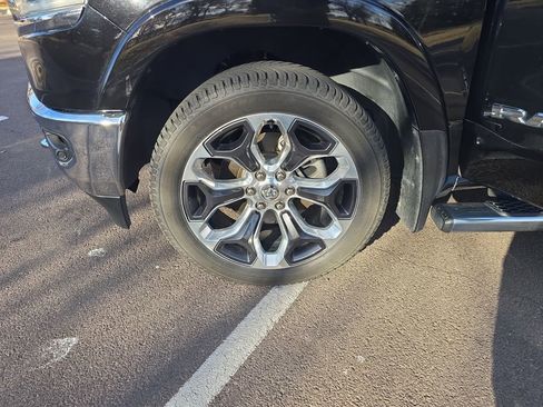 Used 2022 RAM 1500 Limited image 28