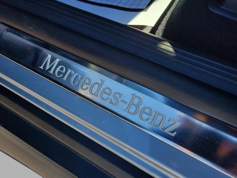 Used 2023 Mercedes-Benz GLC 300 image 31