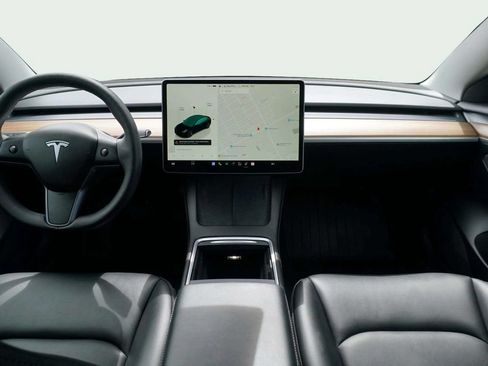 Used 2023 Tesla Model 3 Standard Range RWD image 18