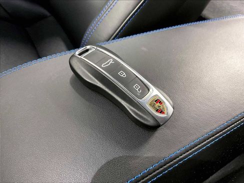 Used 2022 Porsche 911 GT3 image 31