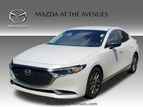 Used 2021 MAZDA MAZDA3 s FWD image 1