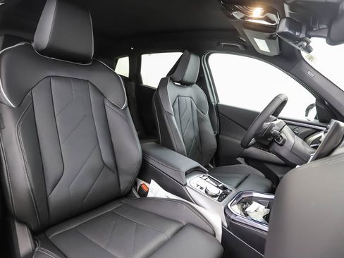 Used 2025 BMW X3 xDrive30i w/ Premium Package image 33