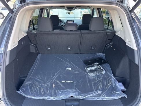 New 2026 Nissan Rogue SV FWD image 16