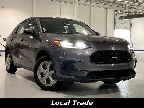 Used 2025 Honda HR-V LX image 2
