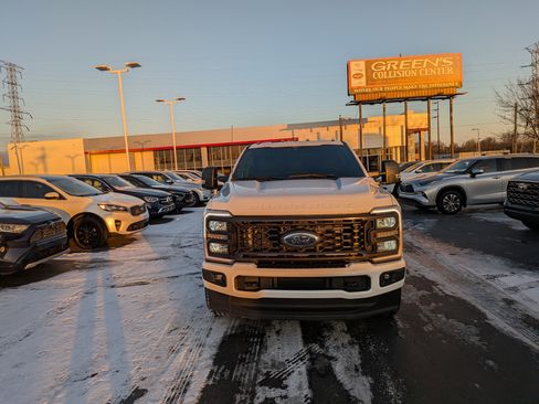 Used 2024 Ford F250 XL w/ STX Appearance Package image 3