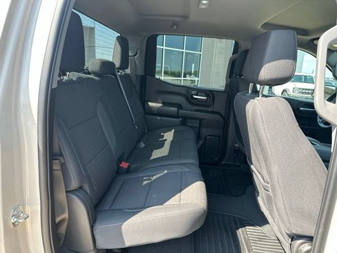 Used 2026 Chevrolet Silverado 1500 Custom Trail Boss w/ LPO, Dark Essentials Package AWD/4WD image 30