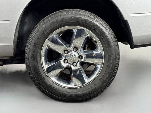 Used 2019 RAM 1500 Tradesman w/ Tradesman SXT Package image 31