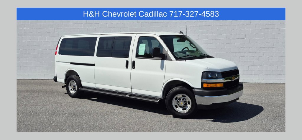 Used 2025 Chevrolet Express 3500 LT w/ LT Preferred Equipment Group RWD image 1