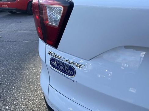 Used 2019 Ford Escape SEL image 7