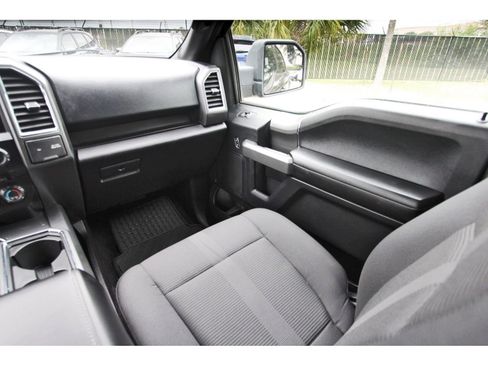 Used 2016 Ford F150 XLT w/ Equipment Group 302A Luxury RWD image 10