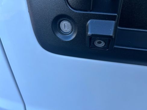 Used 2020 Chevrolet Express 2500 RWD 2500 135 w/ Safety Package image 9