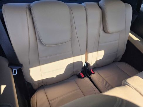 New 2026 Mercedes-Benz GLS 580 4MATIC image 17