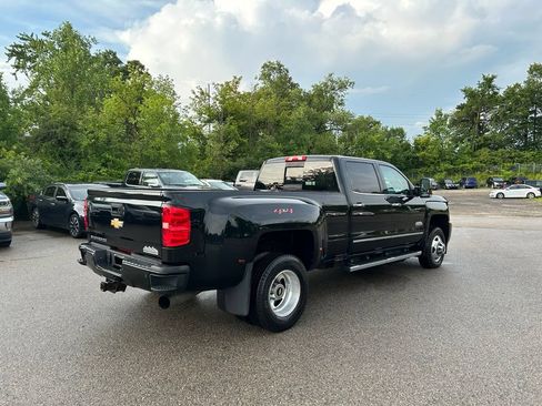 Used 2019 Chevrolet Silverado 3500 High Country w/ Duramax Plus Package AWD/4WD image 4