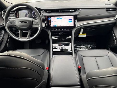 New 2026 Jeep Grand Cherokee Limited image 35