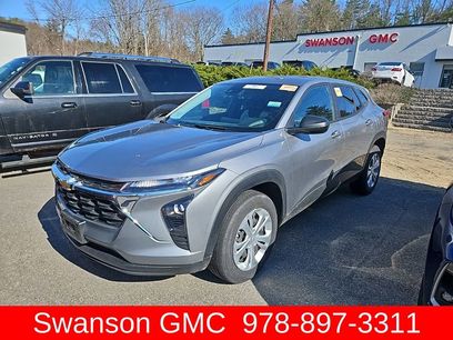 Used 2024 Chevrolet Trax LS w/ Driver Confidence Package
