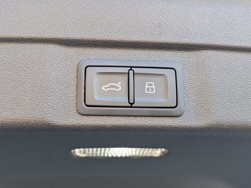 Used 2025 Audi A5 2.0T Premium w/ Convenience Package image 20