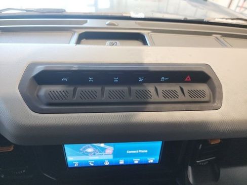 Used 2023 Ford Bronco Badlands image 21