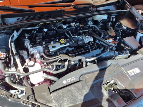 Used 2024 Toyota Prius XLE image 25