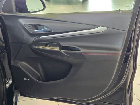 Certified 2023 Chevrolet Bolt EUV Premier w/ Sun & Sound Package FWD image 5