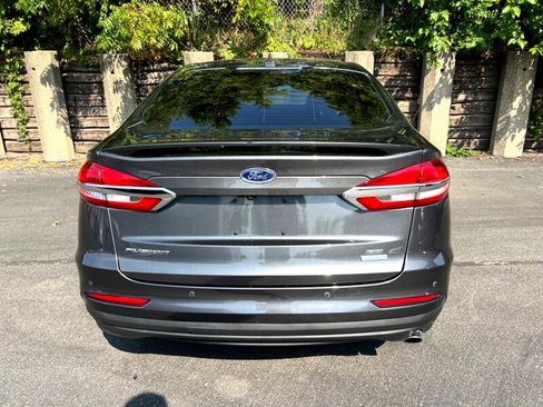 Used 2020 Ford Fusion SE w/ Equipment Group 151A image 27