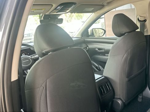Used 2025 Hyundai Tucson SEL FWD image 23