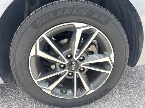 Certified 2023 Kia Forte LXS FWD image 9