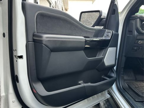 Used 2025 Ford F150 Lightning Platinum AWD/4WD image 12