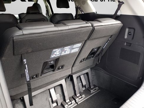 New 2026 Kia Carnival EX FWD image 22
