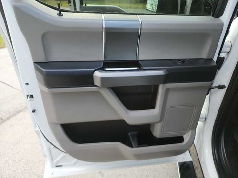Used 2016 Ford F150 XLT w/ Equipment Group 302A Luxury RWD image 30