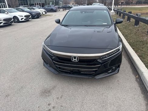 Used 2022 Honda Accord Sport image 1