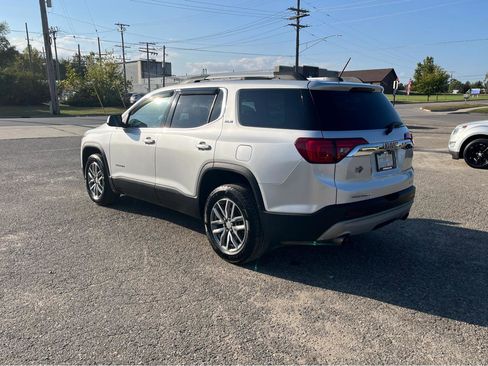 Used 2018 GMC Acadia SLE AWD/4WD image 3