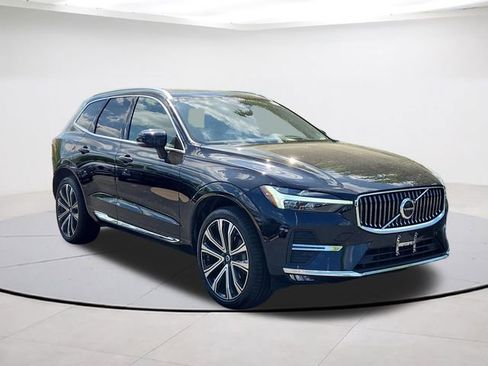 Certified 2023 Volvo XC60 B5 Ultimate w/ Climate Package AWD/4WD image 1