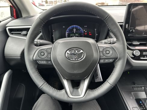 New 2026 Toyota Corolla Cross LE w/ Moonroof Package image 16
