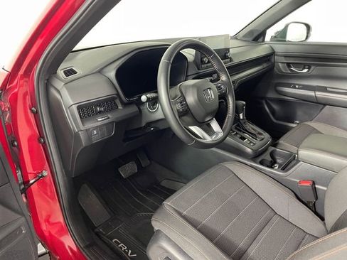 Used 2025 Honda CR-V Sport image 3