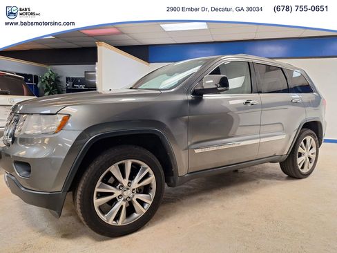 Used 2013 Jeep Grand Cherokee Overland w/ Advance Technology Group image 10