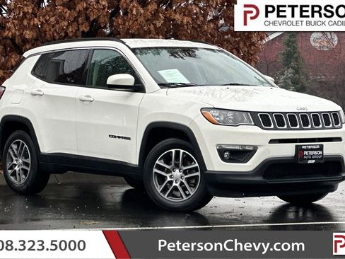 Used 2019 Jeep Compass Latitude image 1